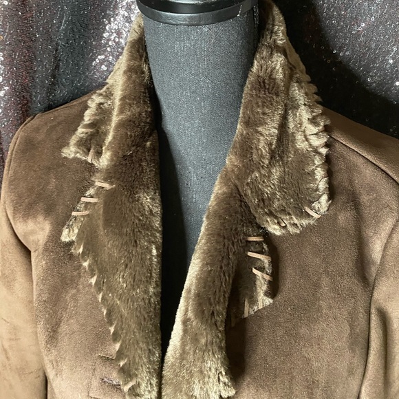 Jacket - Picture 5 of 6